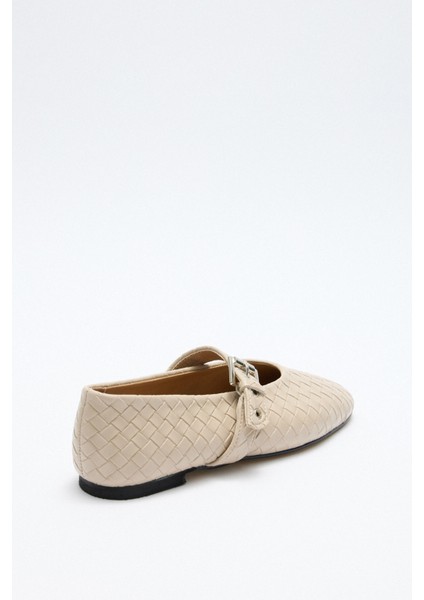 Babet 2503 - Gümüş Toka Detaylı Bej Örgü Kadın Babet fırsatları