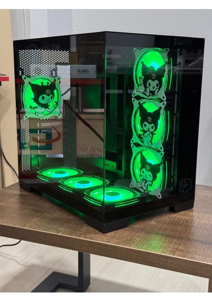 Gametech Kuromi Karakterli 7 Rgb Fanlı Akvaryum Kasa Siyah modelleri