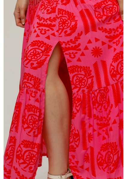 Viskon Kumaş Pembe Kırmızı Desenli Fırfırlı Yırtmaçlı Uzun Etek