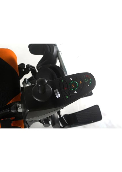 Poylin Ayağa Kaldıran Akülü Tekerlekli Sandalye | Elektrikli Sırt ve Ayak Kalkar, Asansörlü ve Tilt Fonksiyonlu P301