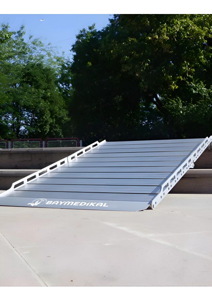 Engelli Rampası | Katlanır, Portatif, Kaymaz Yüzeyli, Yüksek Taşıma Kapasiteli 140X75CM modelleri