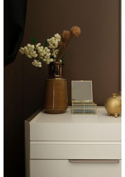 Lena Konsol indirimleri