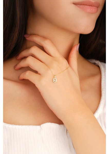 14 Ayar Altın Minimalist Oval Taşlı Kolye