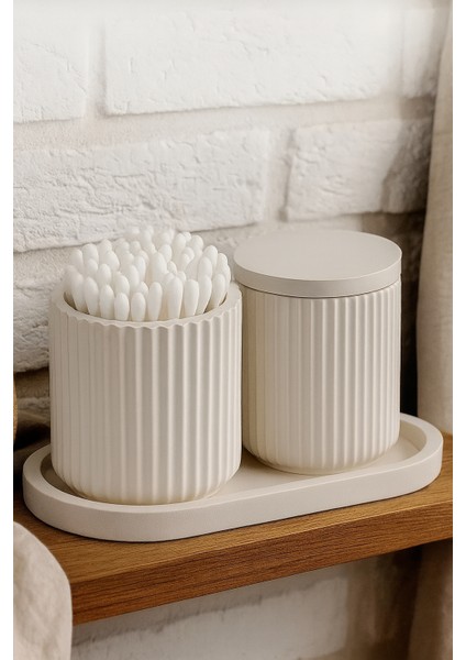 Banyo ve Makyaj Organizer Seti – 4 Parçalı Modern Tasarım, Çizgili Kapaklı Kutu & Tepsili Düzenleyici