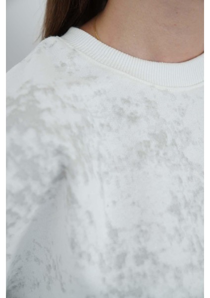 Oversize Sweatshirt & Geniş Paça Eşofman Altı Takım-Ekru-Gri Baskılı indirimleri