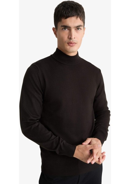 Slim Fit Dar Kesim Balıkçı Yaka Basic Düz Triko Kazak R1127AZ25WN modelleri