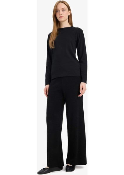 Relax Fit Triko Pantolon Basic Düz Beli Lastikli Geniş Paça V0088AZ25WN modelleri