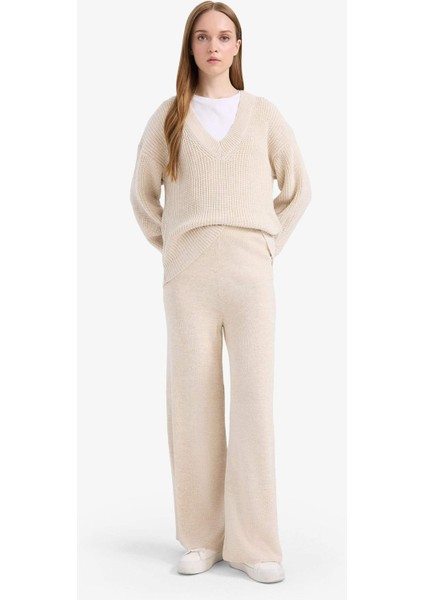 Relax Fit Triko Pantolon Basic Düz Beli Lastikli Geniş Paça V0088AZ25WN modelleri