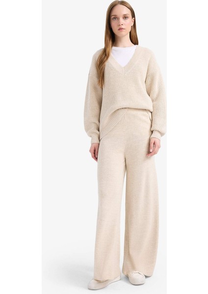 Relax Fit Triko Pantolon Basic Düz Beli Lastikli Geniş Paça V0088AZ25WN indirimleri