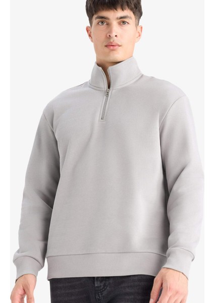 Regular Fit Dik Yaka Yarım Fermuarlı İçi Yumuşak Tüylü Basic Düz Sweatshirt X7405AZ25AU fırsatları