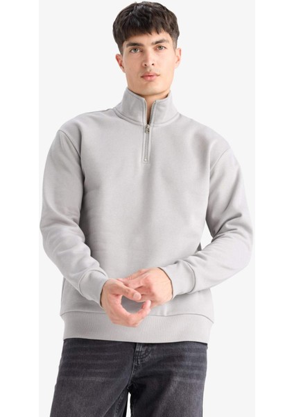 Regular Fit Dik Yaka Yarım Fermuarlı İçi Yumuşak Tüylü Basic Düz Sweatshirt X7405AZ25AU