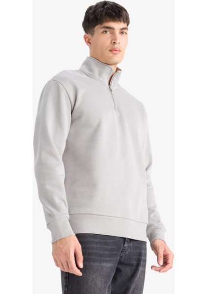 Regular Fit Dik Yaka Yarım Fermuarlı İçi Yumuşak Tüylü Basic Düz Sweatshirt X7405AZ25AU