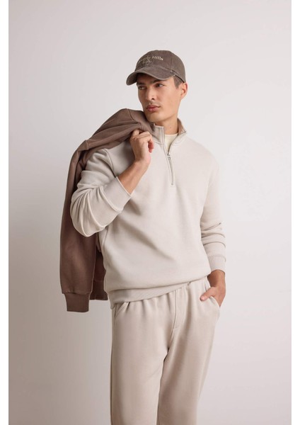 Regular Fit Dik Yaka Yarım Fermuarlı İçi Yumuşak Tüylü Basic Düz Sweatshirt X7405AZ25AU