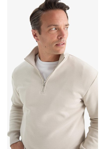 Regular Fit Dik Yaka Yarım Fermuarlı İçi Yumuşak Tüylü Basic Düz Sweatshirt X7405AZ25AU indirimleri