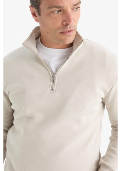 Regular Fit Dik Yaka Yarım Fermuarlı İçi Yumuşak Tüylü Basic Düz Sweatshirt X7405AZ25AU