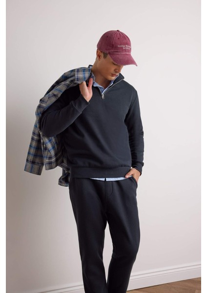 Regular Fit Dik Yaka Yarım Fermuarlı İçi Yumuşak Tüylü Basic Düz Sweatshirt X7405AZ25AU