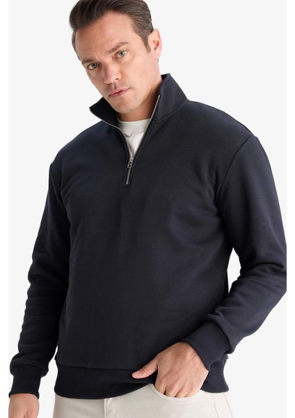 Regular Fit Dik Yaka Yarım Fermuarlı İçi Yumuşak Tüylü Basic Düz Sweatshirt X7405AZ25AU fırsatları