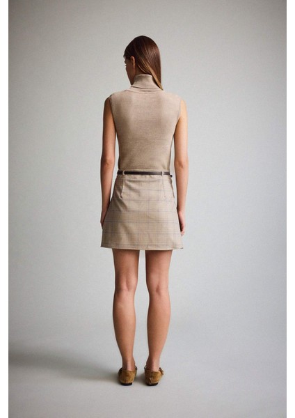 A Kesim Kareli Normal Bel Mini Etek F9112AX25AU