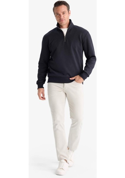 Regular Fit Dik Yaka Yarım Fermuarlı İçi Yumuşak Tüylü Basic Düz Sweatshirt X7405AZ25AU indirimleri