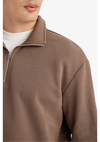 Regular Fit Dik Yaka Yarım Fermuarlı İçi Yumuşak Tüylü Basic Düz Sweatshirt X7405AZ25AU