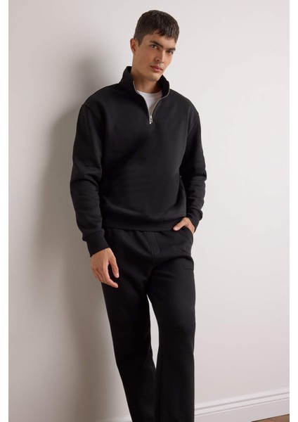 Regular Fit Dik Yaka Yarım Fermuarlı İçi Yumuşak Tüylü Basic Düz Sweatshirt X7405AZ25AU