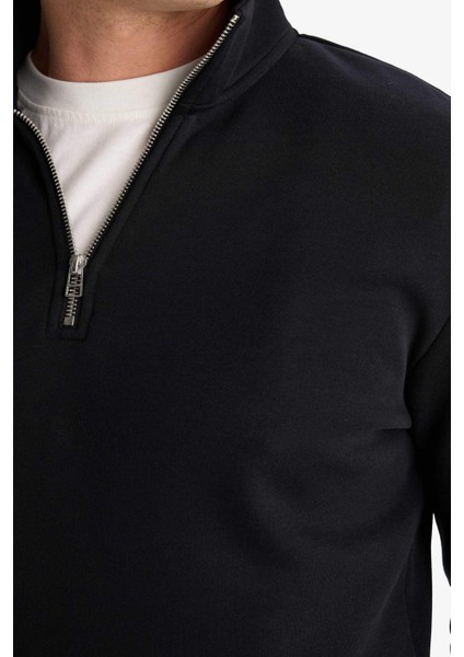 Regular Fit Dik Yaka Yarım Fermuarlı İçi Yumuşak Tüylü Basic Düz Sweatshirt X7405AZ25AU
