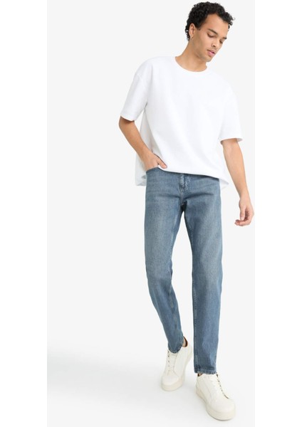 Slim Tapered Fit Dar Kalıp Normal Bel Daralan Paça Jean Pantolon G1300AX25AU