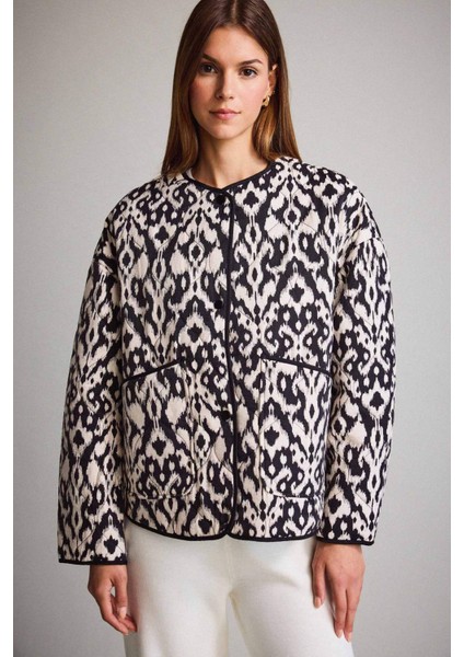 Regular Fit Çıtçıtlı Desenli İnce Mont E8626AX25AU fırsatları