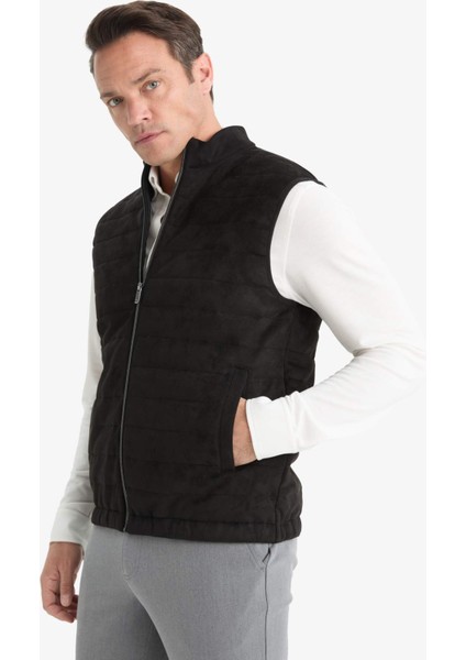 Slim Fit Dar Kesim Dik Yaka Astarlı Fermuarlı Cepli Mevsimlik Baharlık Süet Yelek F0246AX25AU fırsatları