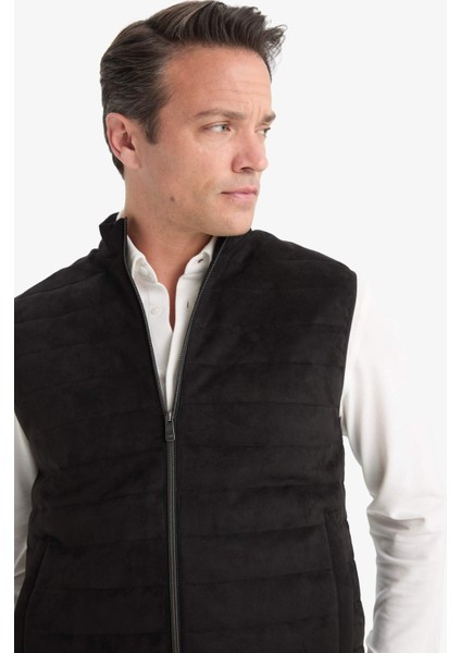 Slim Fit Dar Kesim Dik Yaka Astarlı Fermuarlı Cepli Mevsimlik Baharlık Süet Yelek F0246AX25AU indirimleri