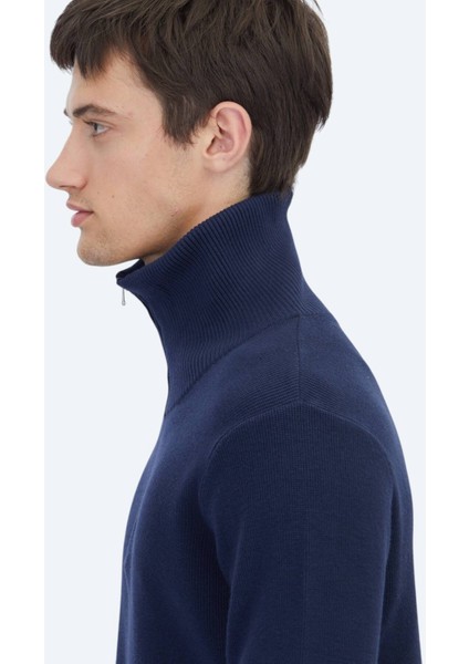 Lacivert Polo Yaka Jakarlı Triko Kazak indirimleri