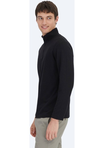 Siyah Fitilli Bisiklet Yaka T-Shirt