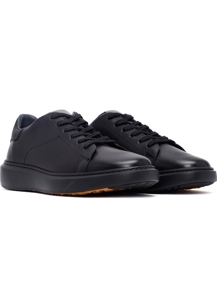 Erkek Siyah Bağcıklı Kalın Tabanlı Deri Sneaker 25WFD685318 modelleri