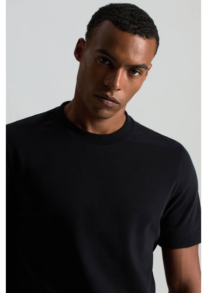 Saf Pamuk Bisiklet Yaka Siyah Basic T-Shirt modelleri