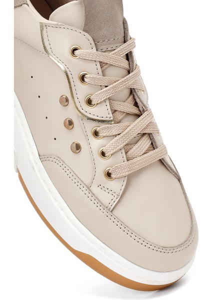 Kadın Bej Bağcıklı Kalın Tabanlı Deri Sneaker 25AFD220614