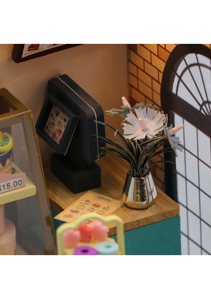 Tatlı Köşesi Minyatür Maket Ev Kiti | Maket Ev | Dıy Kendin Yap | LED Işıklı Maket Ev