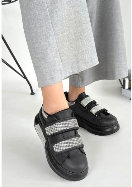 Nino Siyah Cilt Cırt Cırtlı Spor Ayakkabı modelleri