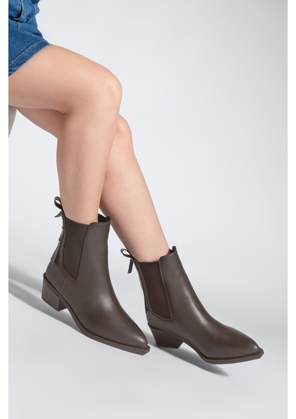 Kadın Sivri Burun Lastikli Kovboy Arkadan Fermuarlı Topuklu Western Bot Esoma Kahve modelleri