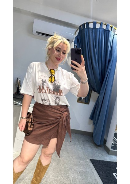 Kahverengi Yazılı Tişört