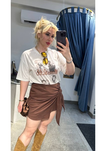 Kahverengi Yazılı Tişört fırsatları