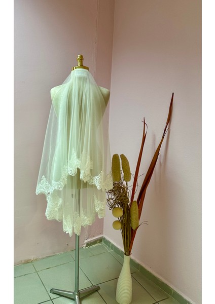 Kısa Kırık Beyaz Duvak fırsatları