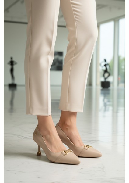 Krem Ince Topuklu Kadın Abiye Ayakkabı PC-55015 Z