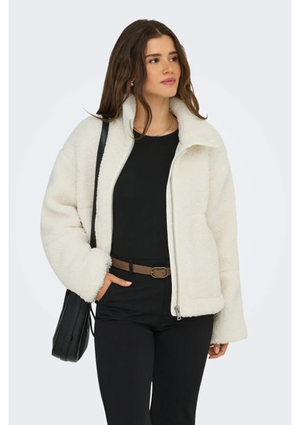 Kadın Onlaspen Kaz Tüyü Dolgulu Tedy Mont 15349400 Ekru modelleri