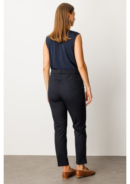 Kadın Büyük Beden Dar Paça Pantolon 1063 Lacivert fırsatları
