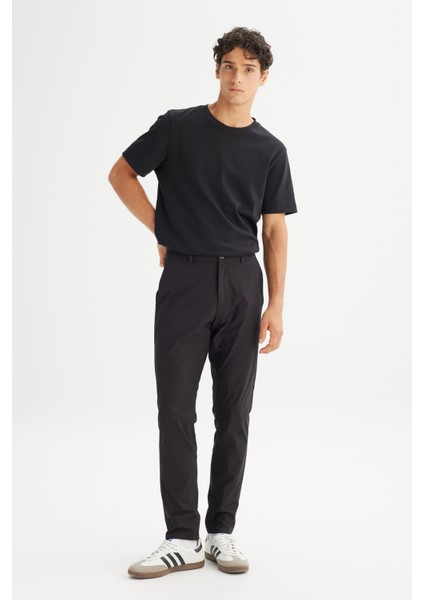 Regular Fit Normal Kesim Normal Bel Yan Cep Detaylı Siyah Casual Pantolon