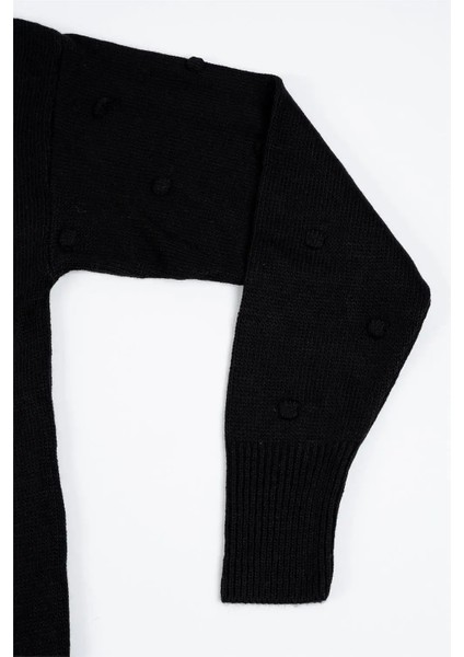 Kadın Siyah Boğazlı Kabartma Noktalı Uzun Kollu Triko Elbise