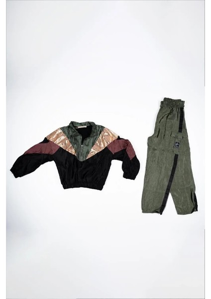 Kadın Çok Renkli Parlak Garnilli Kırışık Alt Üst Takım indirimleri