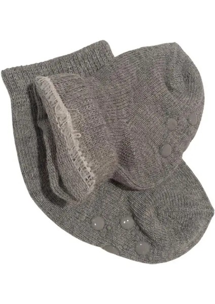 Erkek Bebek Siyah Gri Beyaz Pamuklu Mevsimlik 3'lü Set Kaydırmaz Taban Soket Çorap