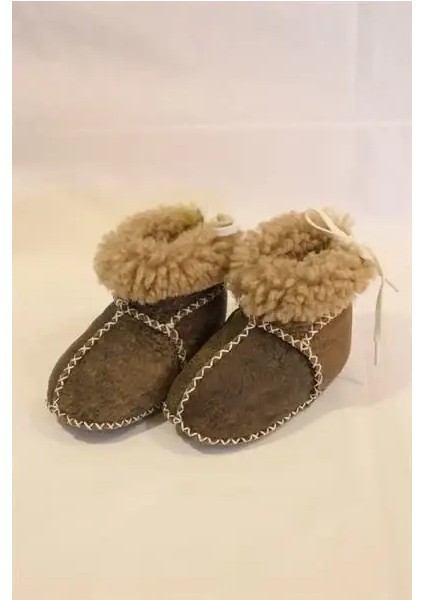 Bebek Gri Arkadan Bağcıklı Bot Tipi Kuzu Derisi Patik fırsatları