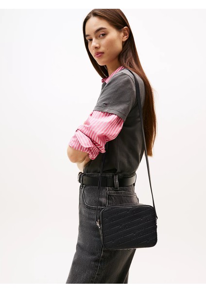 Tjw Must Tamamı Baskılı Kamera Kadın Siyah Çanta AW0AW17865BDS fiyatları